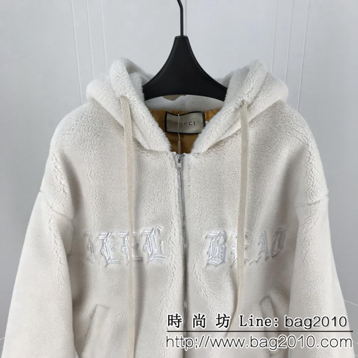 GUCCI古馳 18Fw冬季新款 羊羔毛刺繡貼片虎頭 男款外套 ydi1531